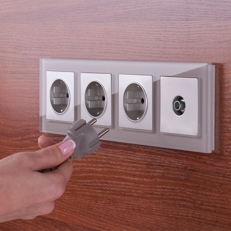 ТВ-розетка Werkel оконечная серебряная W1183006